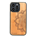 Bewood Mandala Apple Tree Holzhülle für iPhone 13 Pro – Hellbraun