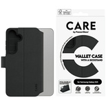 CARE by PanzerGlass Feature Wallet Kickstand Case für Samsung Galaxy S25 - Schwarz