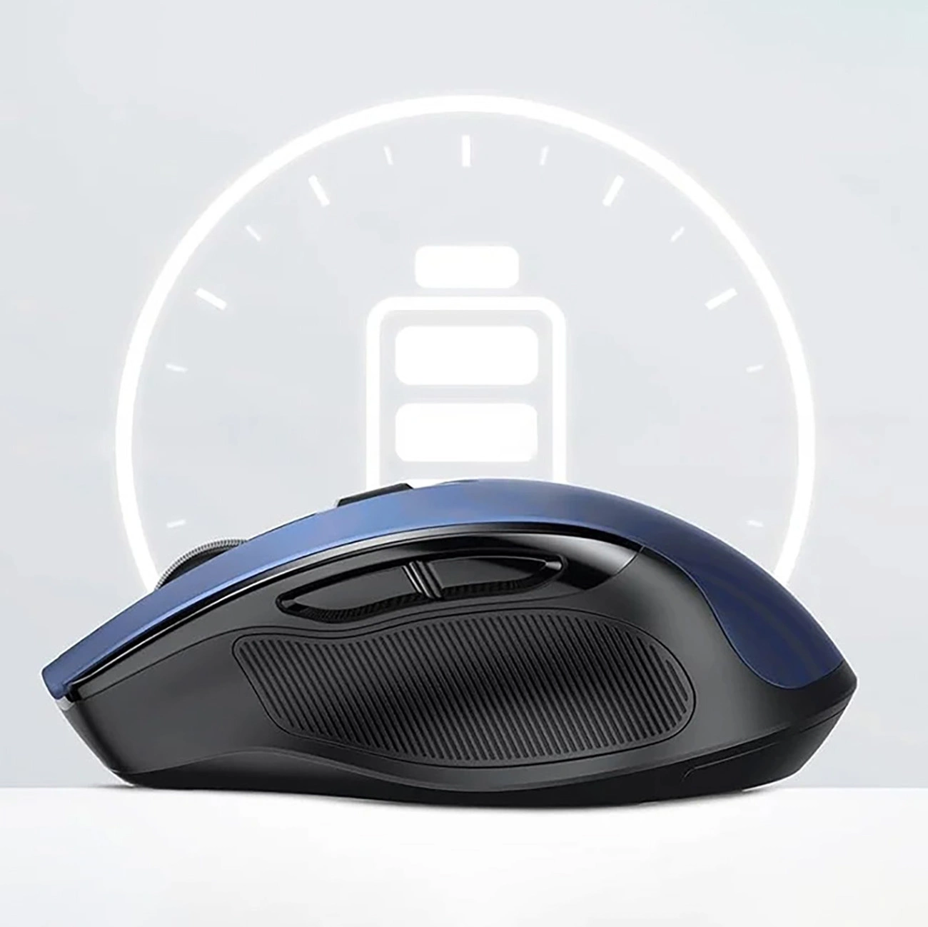 Ugreen MU006 wireless mouse with a battery icon in the background