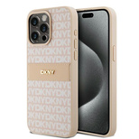 DKNY Lederhülle mit Monostreifen und Metalllogo für iPhone 15 Pro Max – Rosa